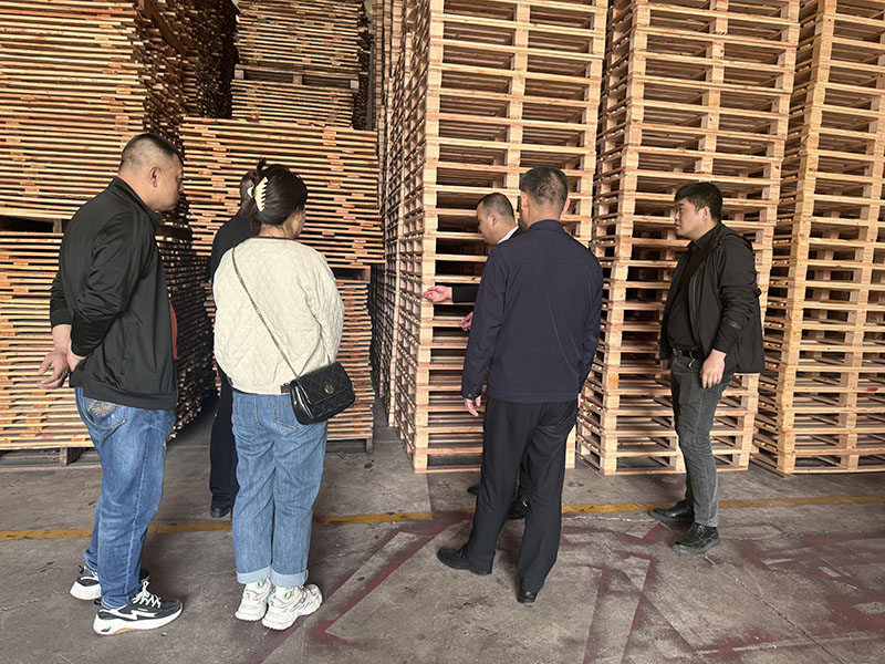 內(nèi)蒙古 XX 物流有限公司（張經(jīng)理、王工程師）?